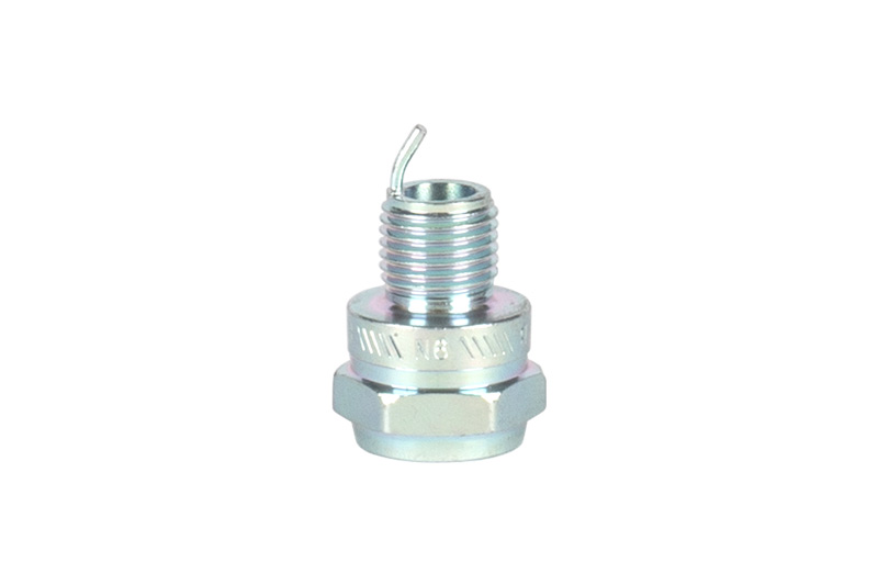割草機(jī)火花塞殼體 D10*L9.5*S16